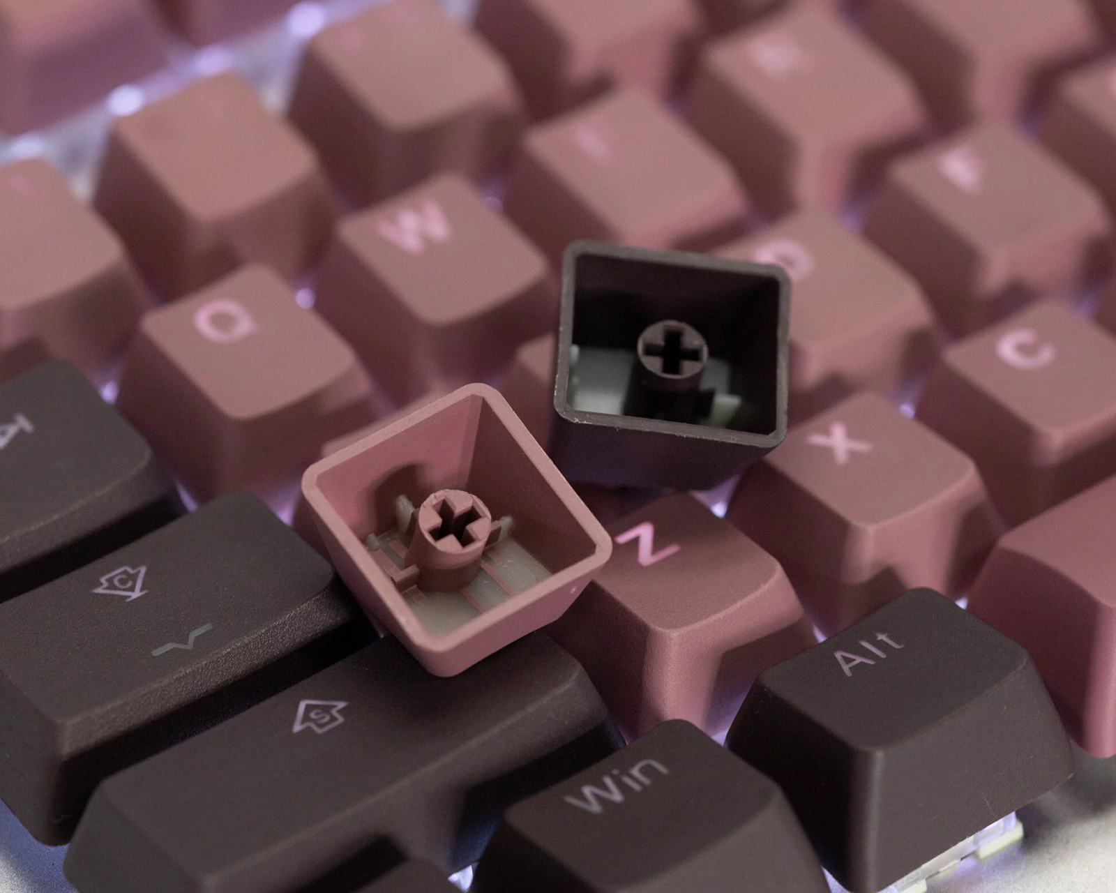 MaxCustom Arctic Light PBT Double-shot Keycaps Set