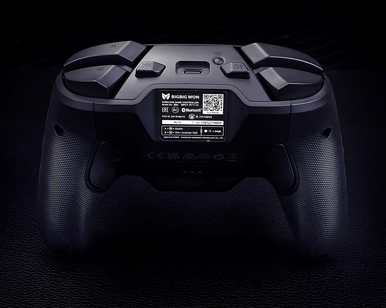 BIGBIG WON Blitz Wireless Controller with Charging Stand