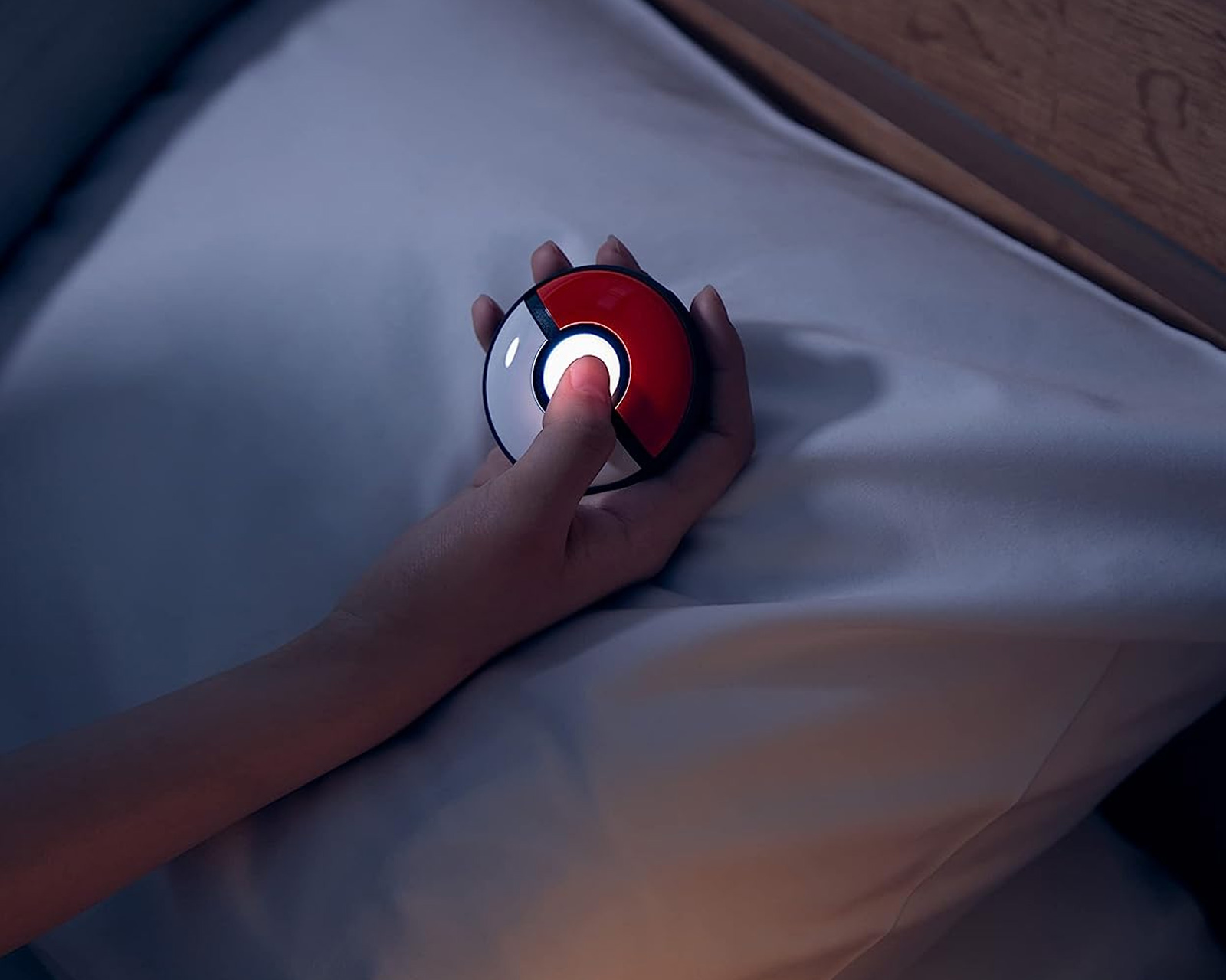 Nintendo Pokémon GO Plus + - us.MaxGaming.com Nintendo Pokémon GO Plus + - us.MaxGaming.com