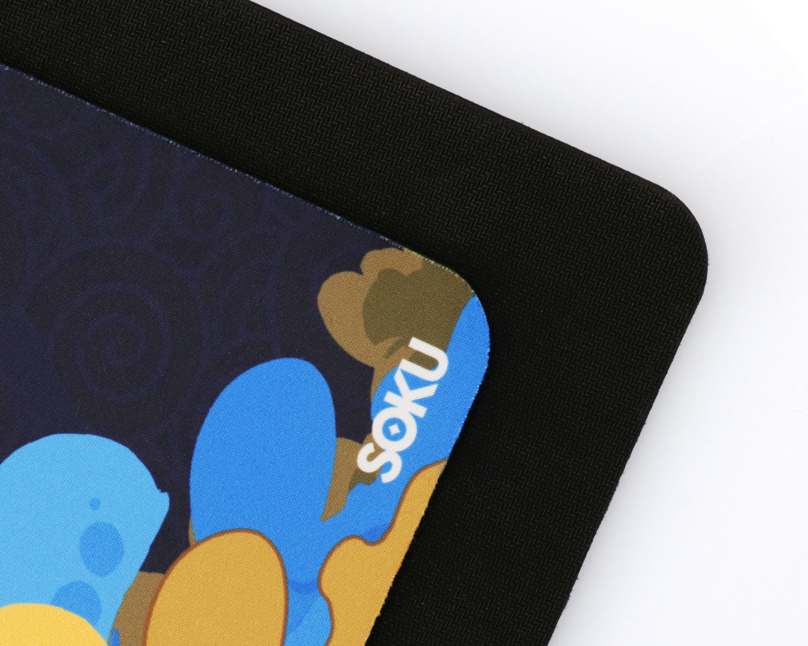 SOKU x Pengu - Limited Edition Mousepad - XL - us.MaxGaming.com