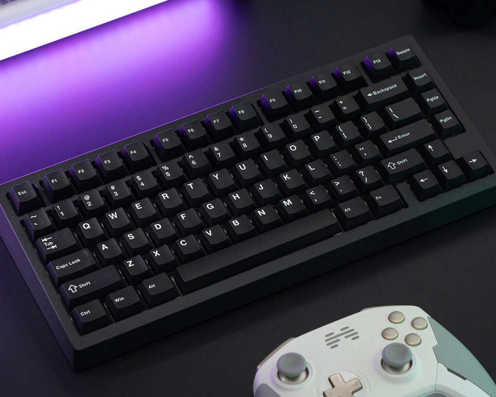 Wuque Studio Zoom75 HE - Black - us.MaxGaming.com