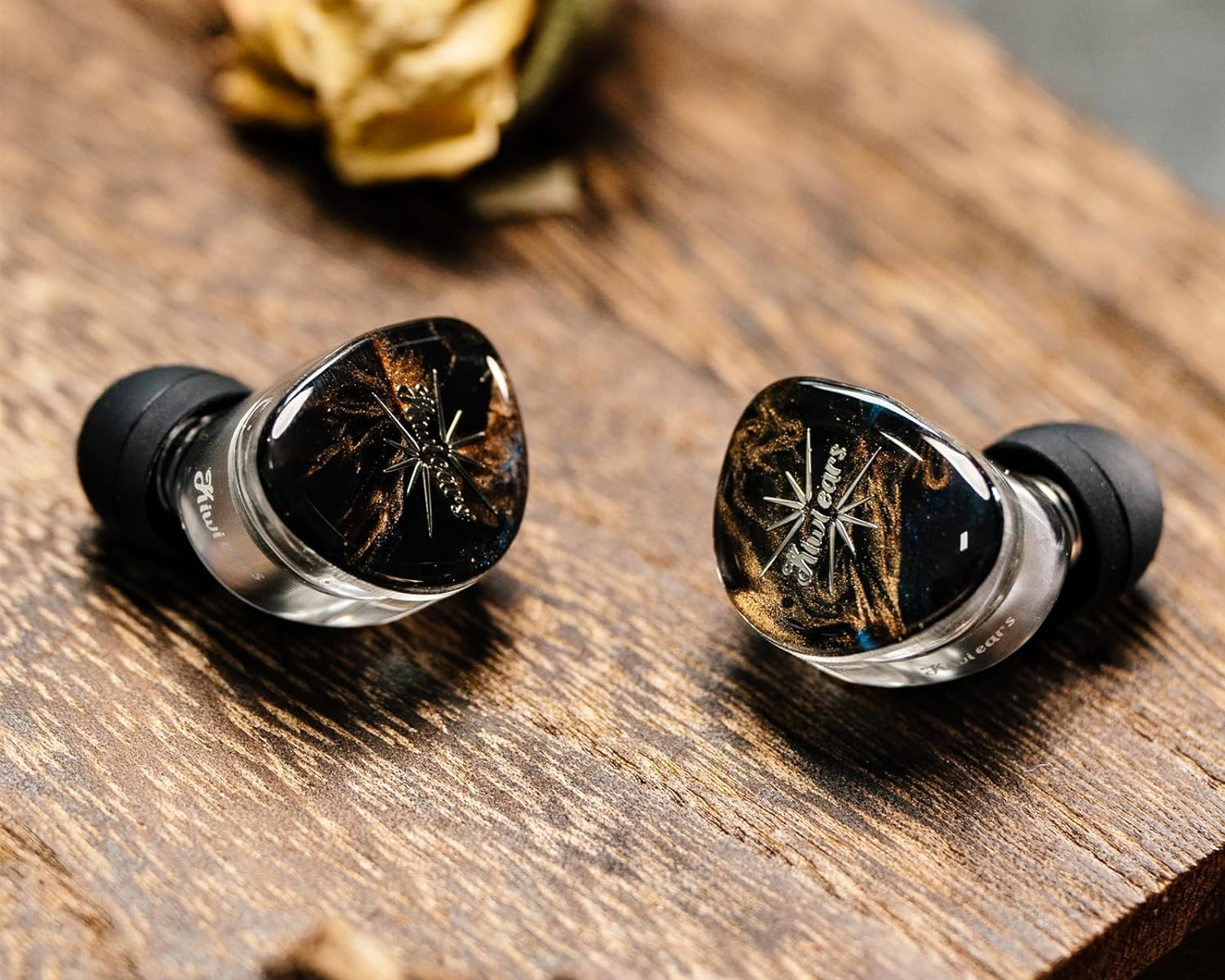 Kiwi Ears Singolo　Black Kiwi Ears x Crinacle Singolo | The Hangout – The Hangout by