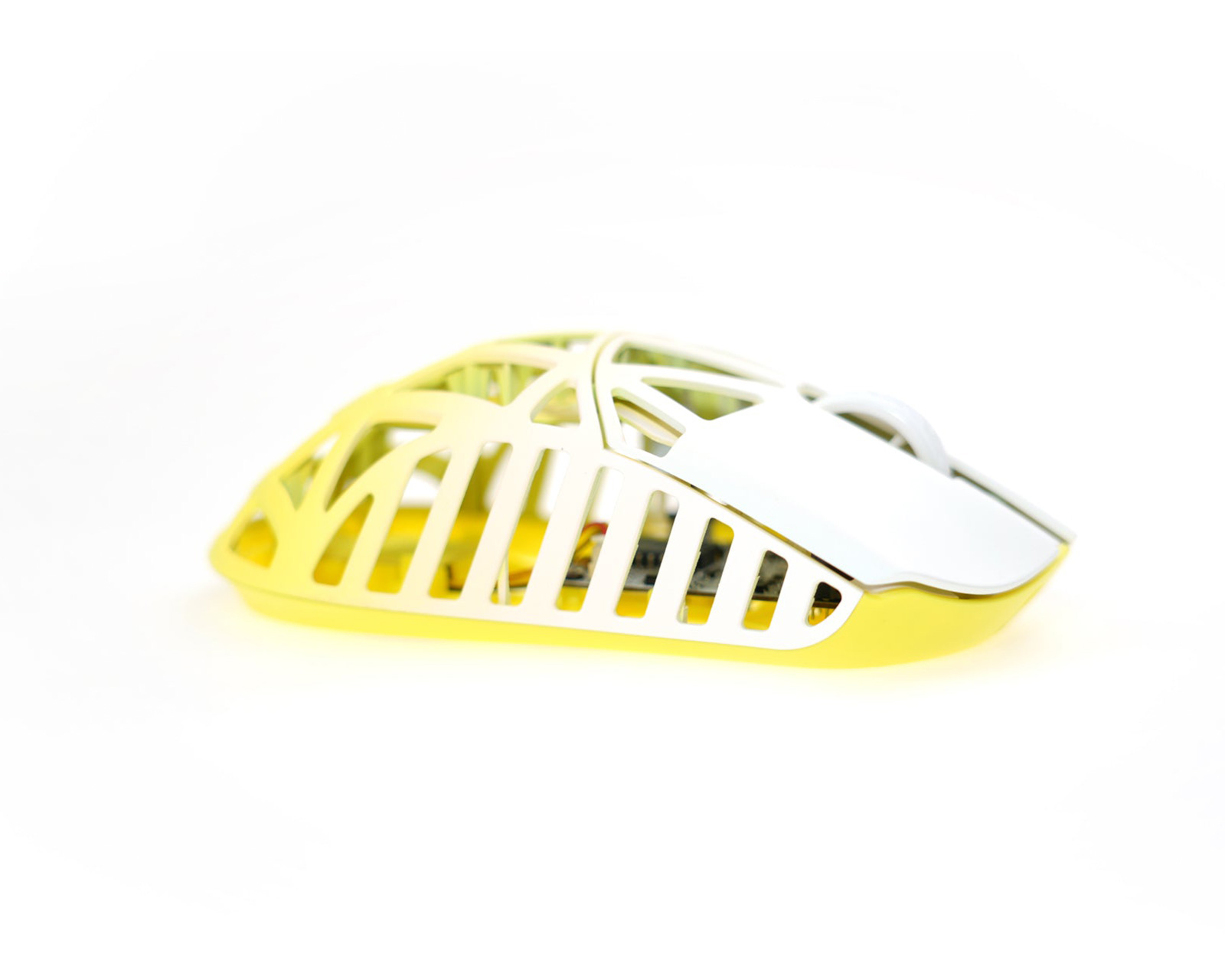 WLMouse BEAST X Max Wireless Gaming Mouse - White/Yellow