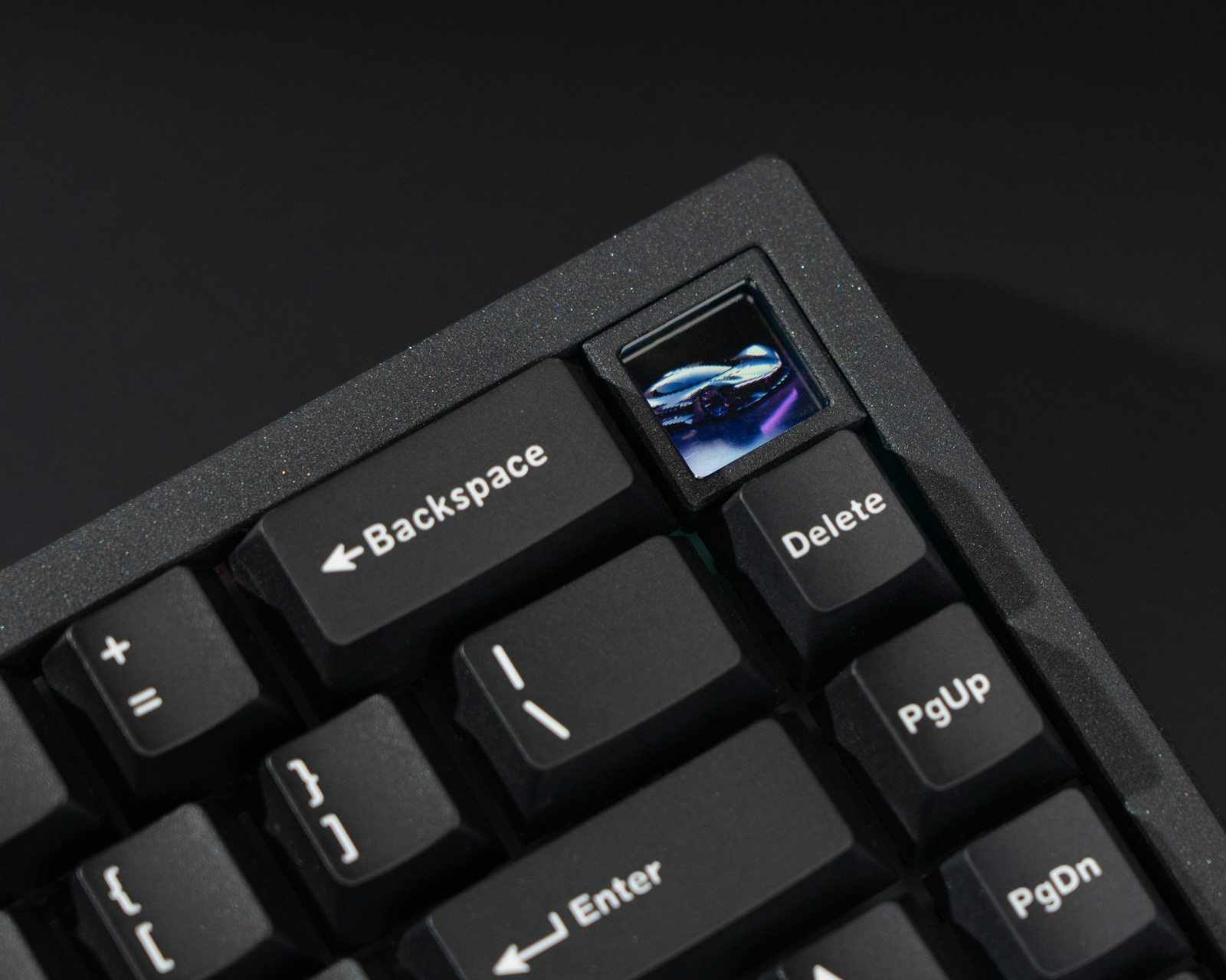 Wuque Studio Zoom65 No Tail Light Edition - Black - us.MaxGaming.com