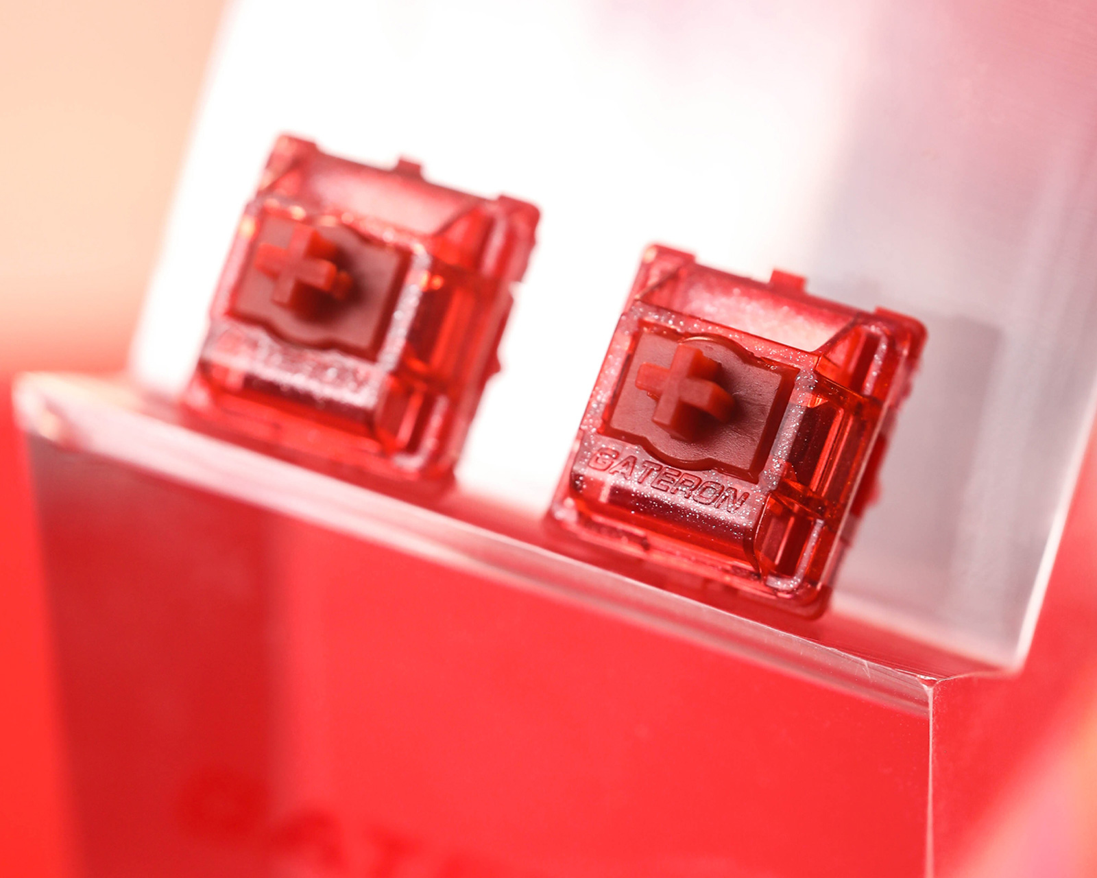 Gateron Magnetic Jade Ruby Switch 68個 Gateron Magnetic Jade Ruby Switch Set: Limited Edition for
