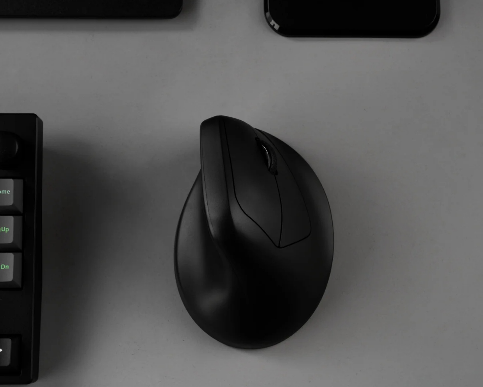 Keychron M5 8K Wireless Mouse - Black - us.MaxGaming.com