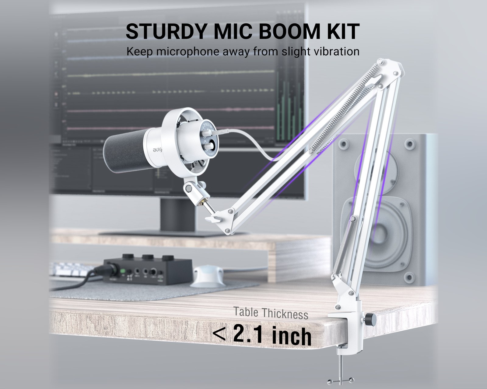 Fifine AmpliTank USB/XLR Dynamic Microphone - White - us.MaxGaming.com
