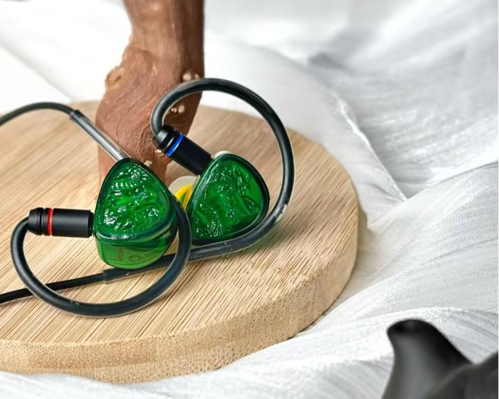 Tangzu WanerSG 2 IEM Headphones with Mic - Type-C - Jade Dragon