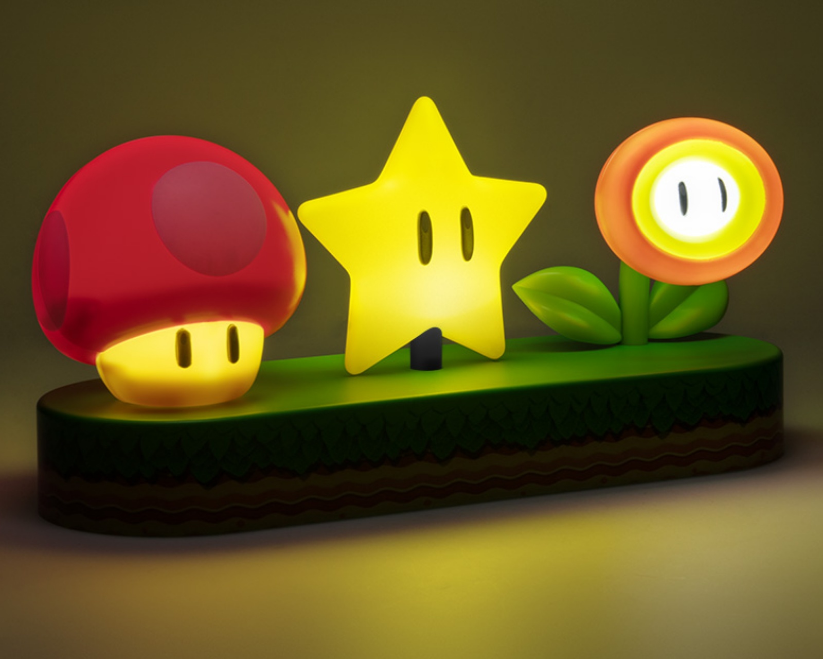 Paladone Icons Super Mario Super Star Light - Thumbnail 4