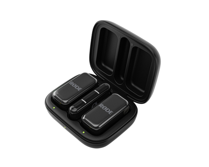  Wireless Micro Lightning Microphone System - Black