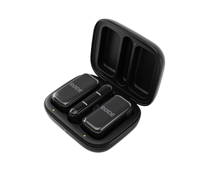  Wireless Micro USB-C Microphone System - Black