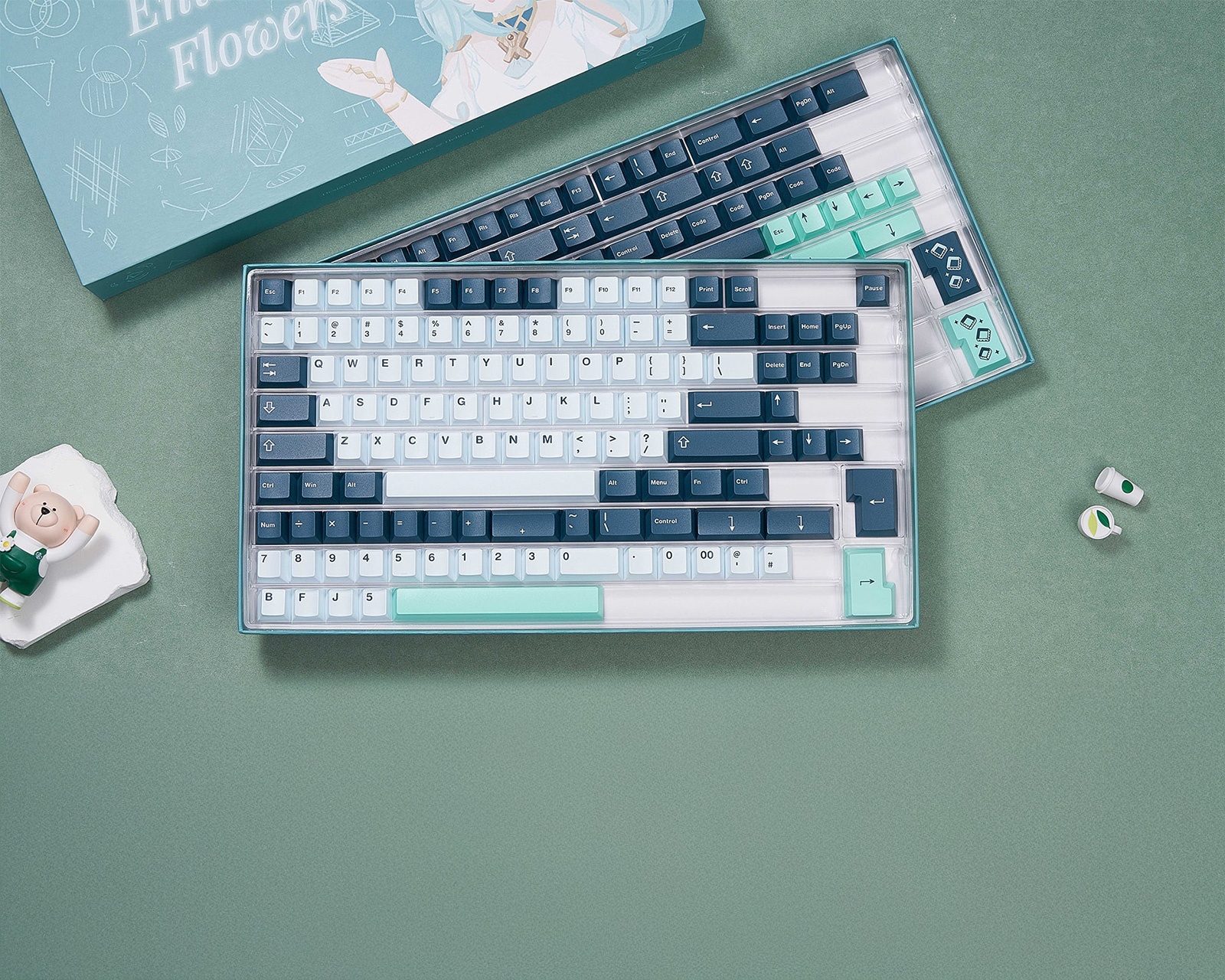 WS Entwined Flowers - Thumbnail 3